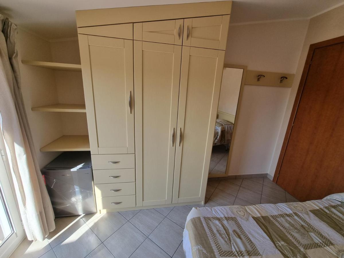 B&B E Casa Vacanza Al Castello Roccella Ionica Ngoại thất bức ảnh