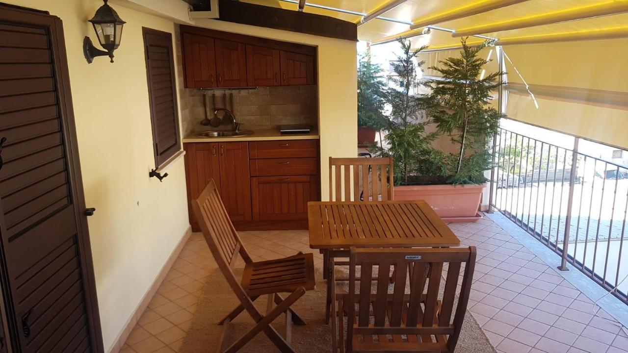 B&B E Casa Vacanza Al Castello Roccella Ionica Ngoại thất bức ảnh